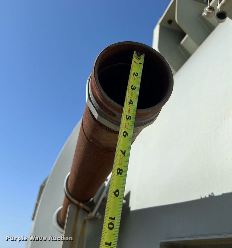 image for item DQ2125 2013 Mertz 101893543  sand silo trailer