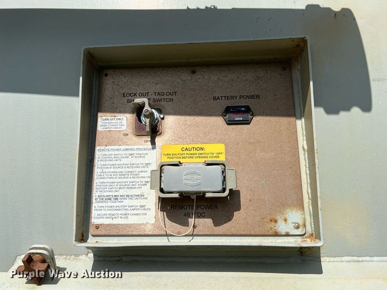 image for item DQ2125 2013 Mertz 101893543  sand silo trailer