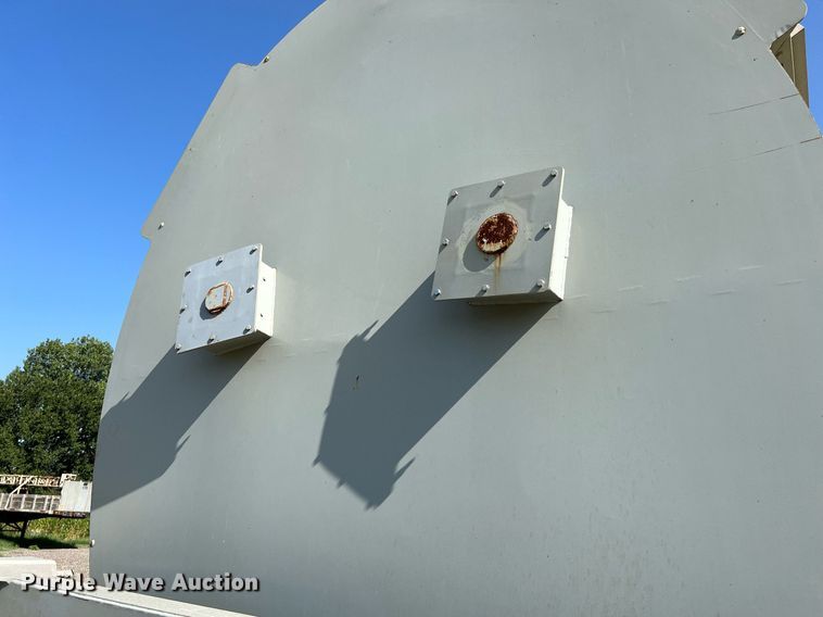 image for item DQ2125 2013 Mertz 101893543  sand silo trailer