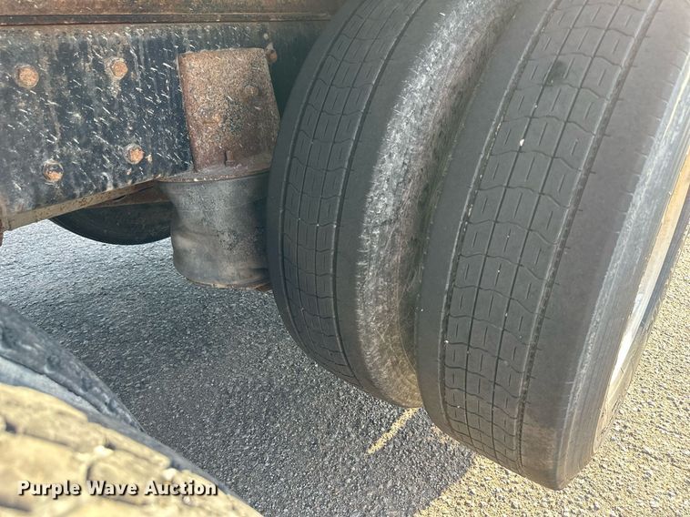 image for item DS2056 2008 Kenworth T800  dump truck