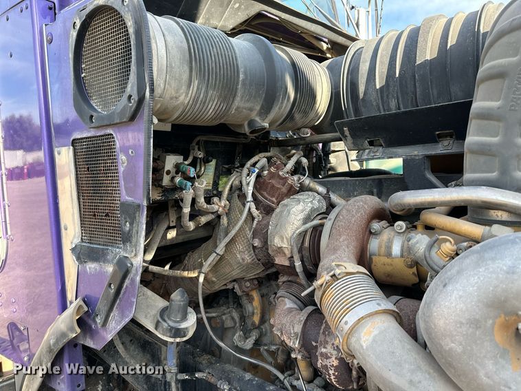 image for item DS2056 2008 Kenworth T800  dump truck