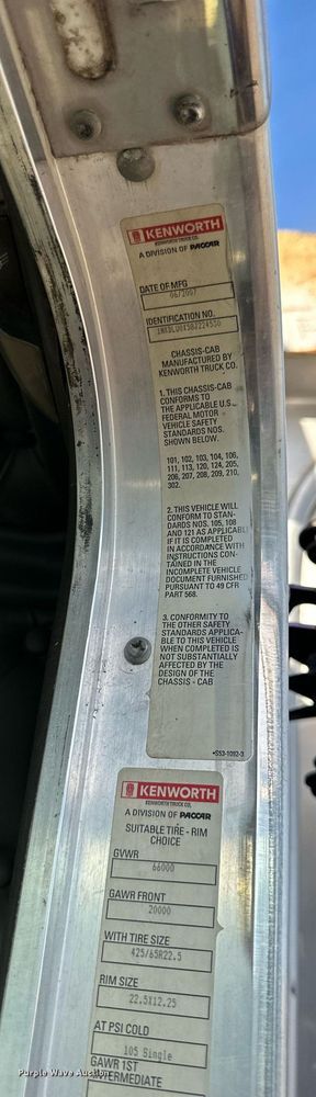 image for item DS2056 2008 Kenworth T800  dump truck