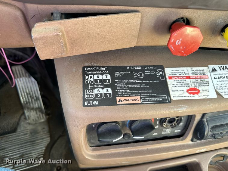 image for item DS2058 2004 Mack CV713 Granite  semi truck