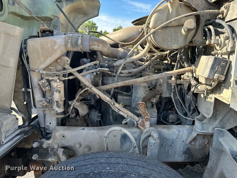 image for item DS2058 2004 Mack CV713 Granite  semi truck