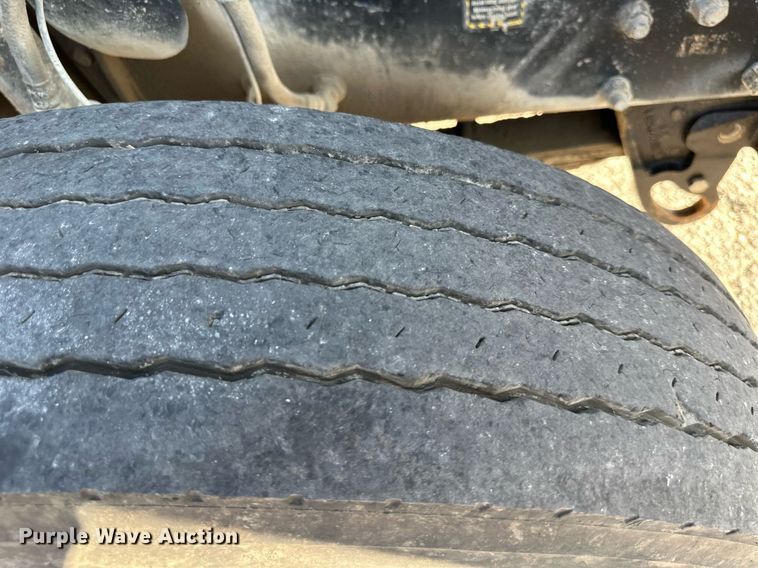 image for item DS2058 2004 Mack CV713 Granite  semi truck