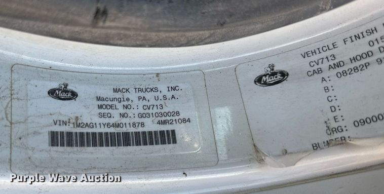 image for item DS2058 2004 Mack CV713 Granite  semi truck