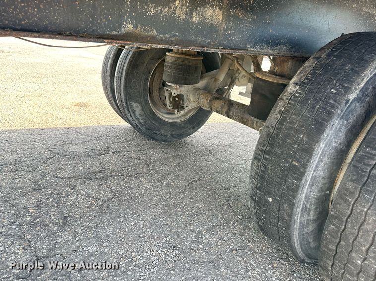 image for item DS2060 2000 Vantage  end dump trailer