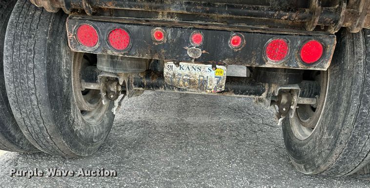 image for item DS2060 2000 Vantage  end dump trailer