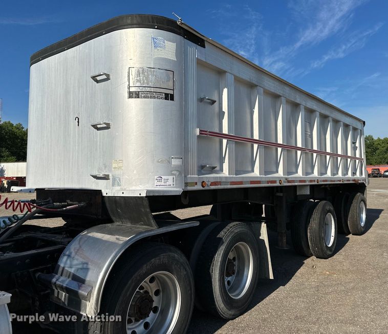 image for item DS2061 1996 Vantage  end dump trailer