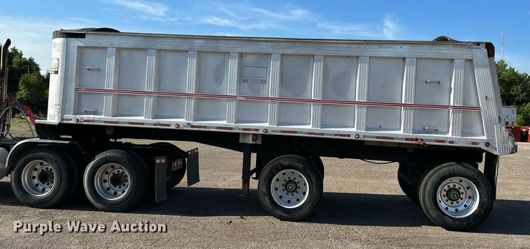 image for item DS2061 1996 Vantage  end dump trailer