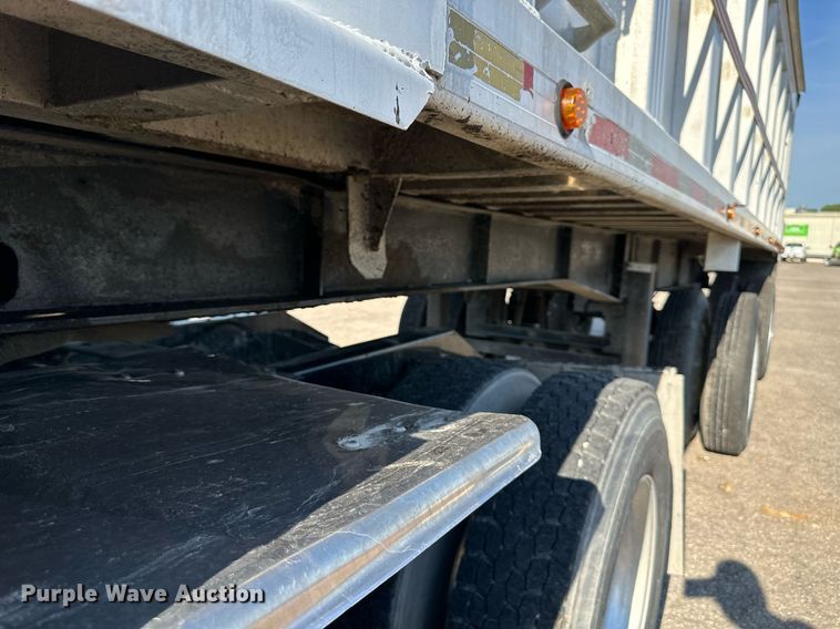 image for item DS2061 1996 Vantage  end dump trailer