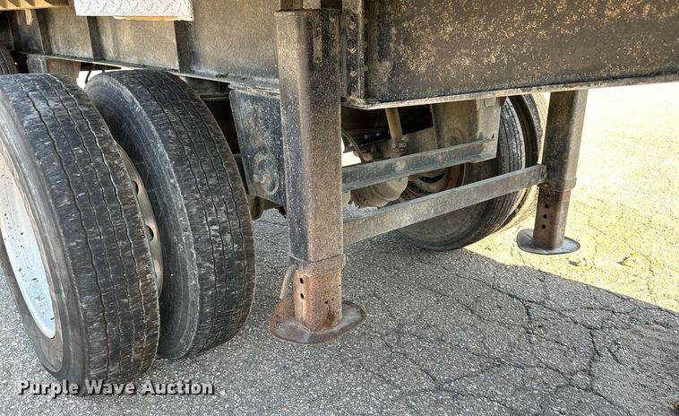 image for item DS2061 1996 Vantage  end dump trailer