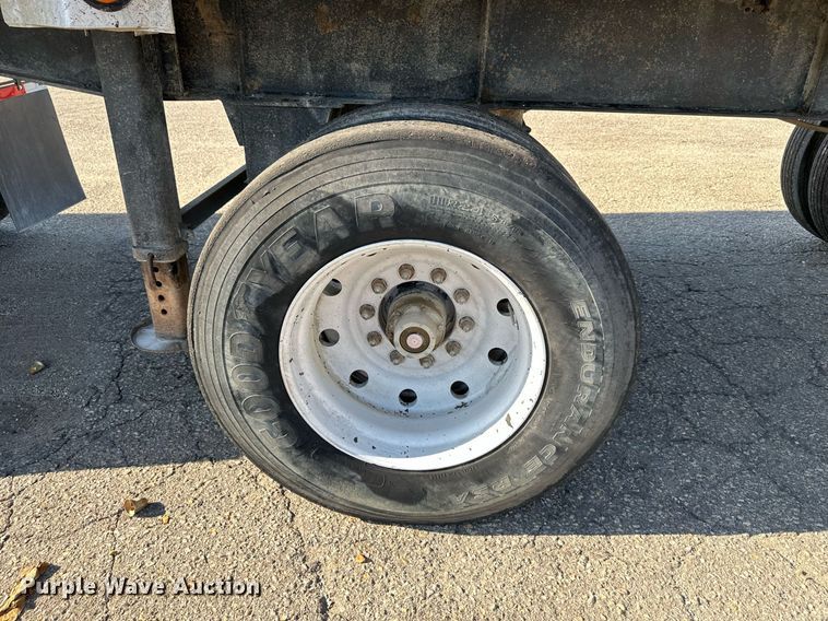 image for item DS2061 1996 Vantage  end dump trailer