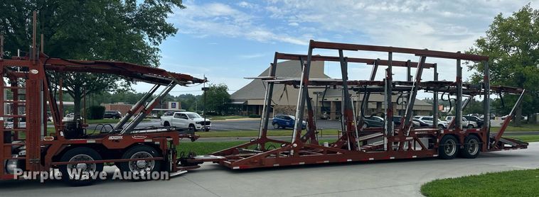 image for item DS2115 2016 Peterbilt 389  car carrier truck with car carrier trailer