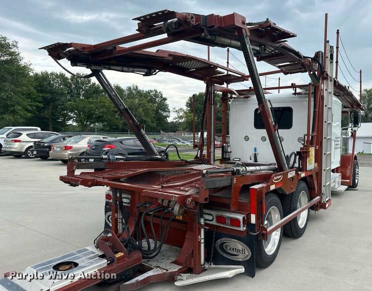 image for item DS2115 2016 Peterbilt 389  car carrier truck with car carrier trailer