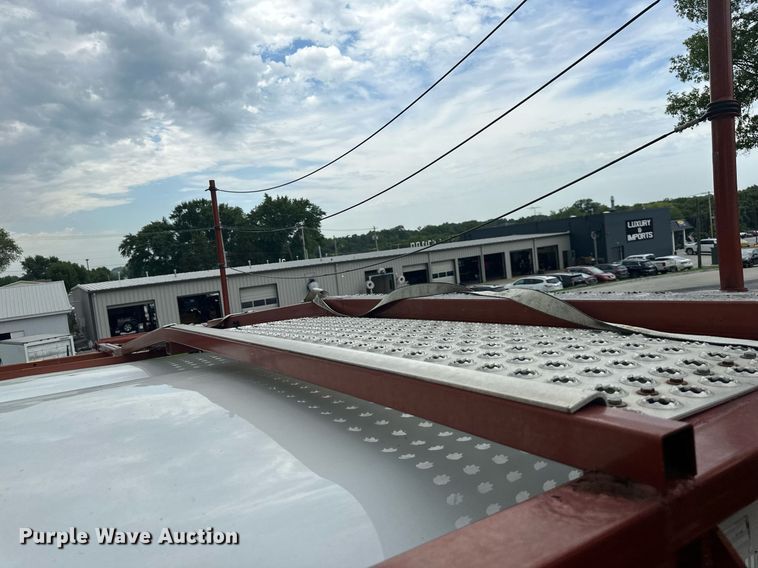 image for item DS2115 2016 Peterbilt 389  car carrier truck with car carrier trailer