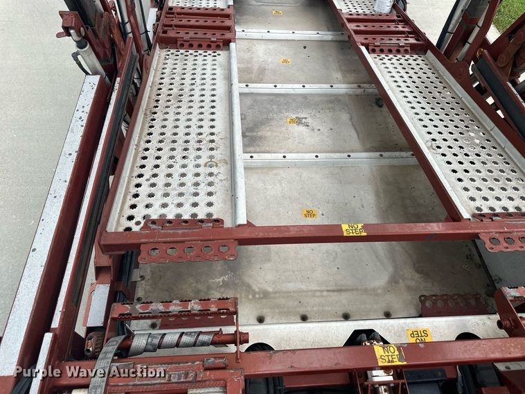 image for item DS2115 2016 Peterbilt 389  car carrier truck with car carrier trailer