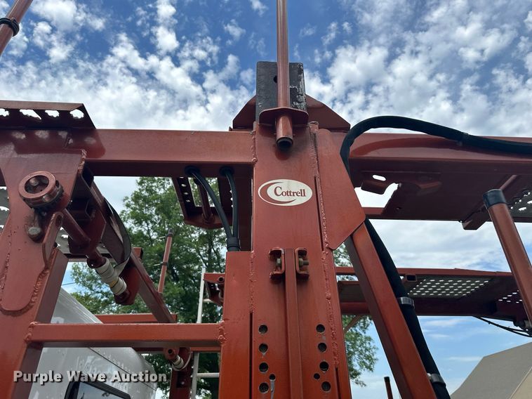 image for item DS2115 2016 Peterbilt 389  car carrier truck with car carrier trailer