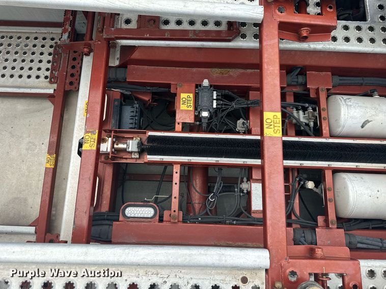 image for item DS2115 2016 Peterbilt 389  car carrier truck with car carrier trailer