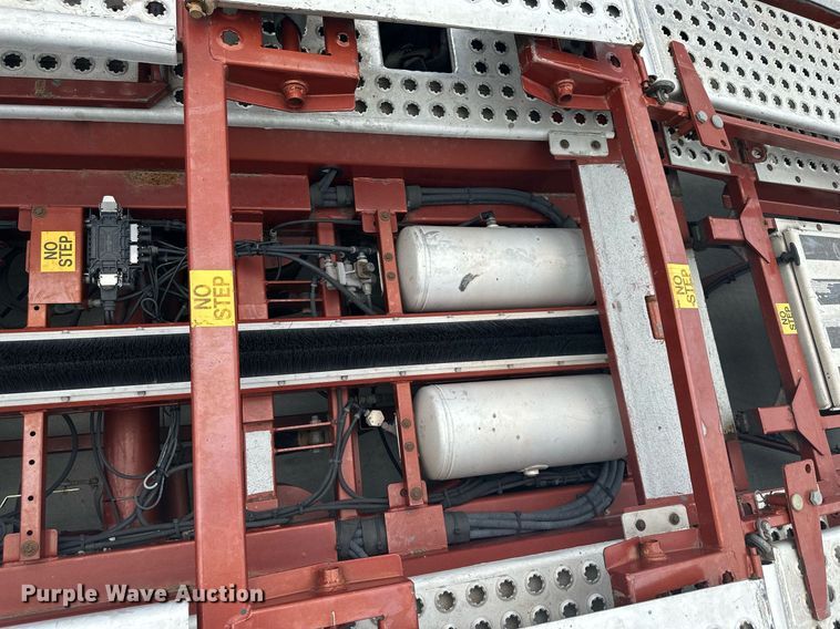 image for item DS2115 2016 Peterbilt 389  car carrier truck with car carrier trailer