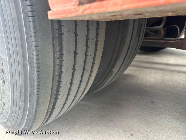 image for item DS2115 2016 Peterbilt 389  car carrier truck with car carrier trailer