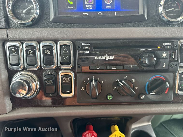 image for item DS2115 2016 Peterbilt 389  car carrier truck with car carrier trailer