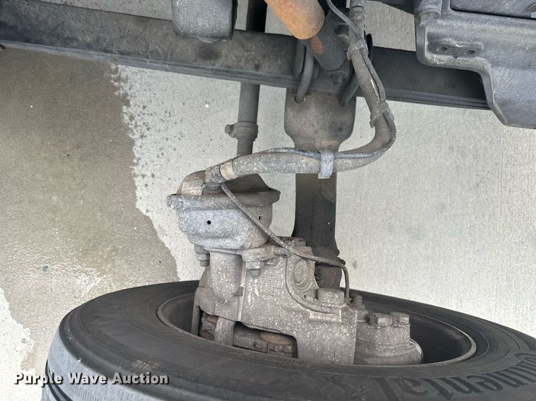 image for item DS2115 2016 Peterbilt 389  car carrier truck with car carrier trailer