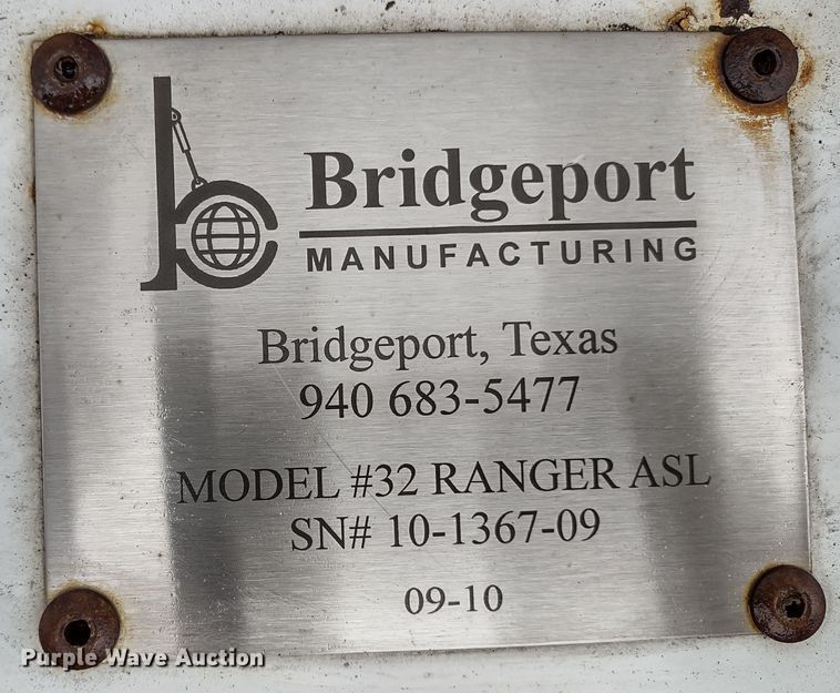 image for item JK9106 2011 Peterbilt 320  refuse truck