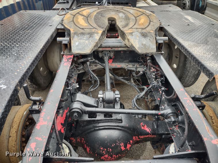 image for item JK9107 1999 Kenworth T800  semi truck