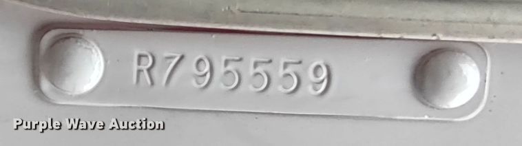 image for item JK9107 1999 Kenworth T800  semi truck