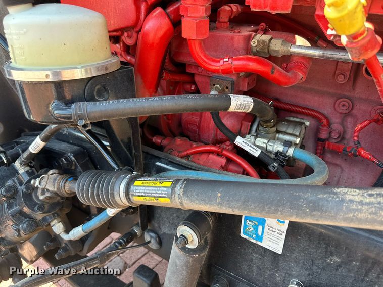 image for item KM9855 2017 Peterbilt 389  semi truck