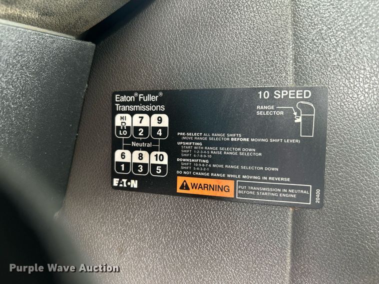 image for item KW9144 2015 Caterpillar CT660  semi truck