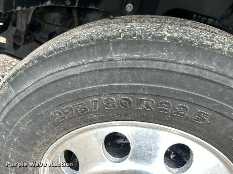 image for item KW9144 2015 Caterpillar CT660  semi truck