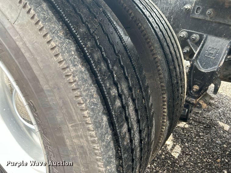 image for item KW9144 2015 Caterpillar CT660  semi truck