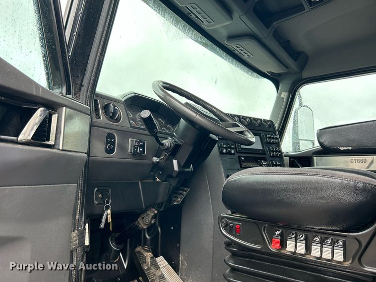 image for item KW9146 2015 Caterpillar CT660L  winch truck