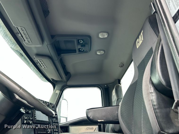 image for item KW9146 2015 Caterpillar CT660L  winch truck