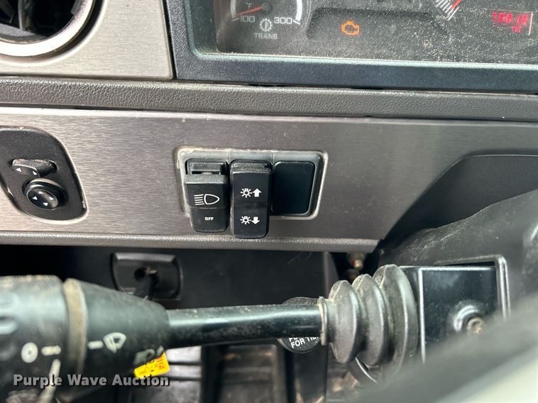 image for item KW9146 2015 Caterpillar CT660L  winch truck