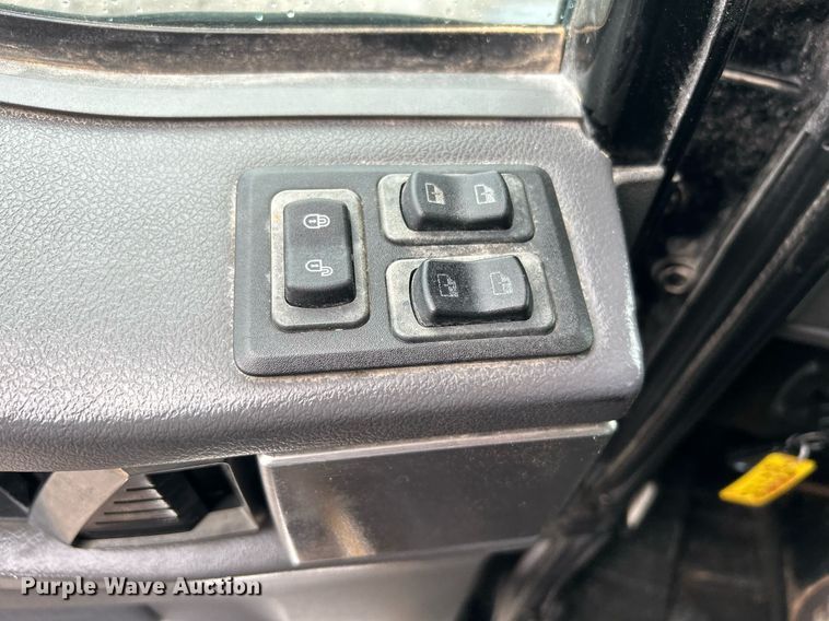 image for item KW9146 2015 Caterpillar CT660L  winch truck