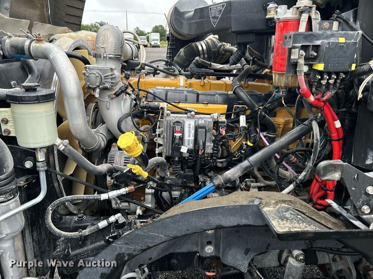 image for item KW9146 2015 Caterpillar CT660L  winch truck