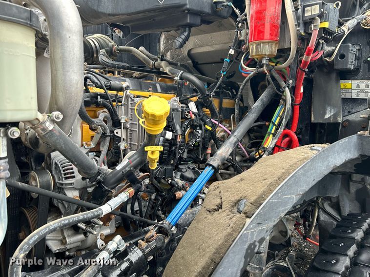 image for item KW9146 2015 Caterpillar CT660L  winch truck