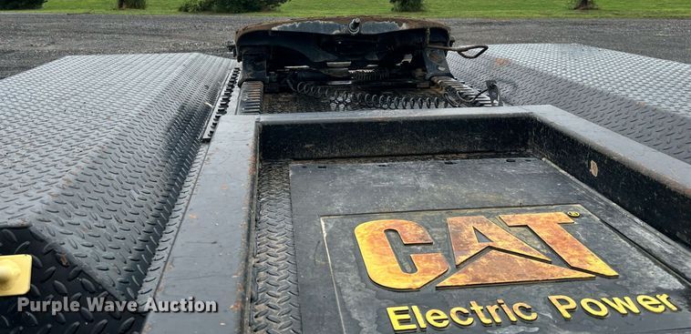 image for item KW9146 2015 Caterpillar CT660L  winch truck