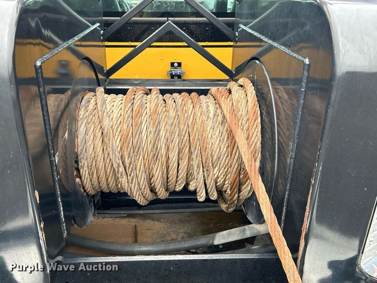 image for item KW9146 2015 Caterpillar CT660L  winch truck