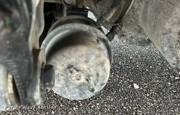 image for item KW9146 2015 Caterpillar CT660L  winch truck