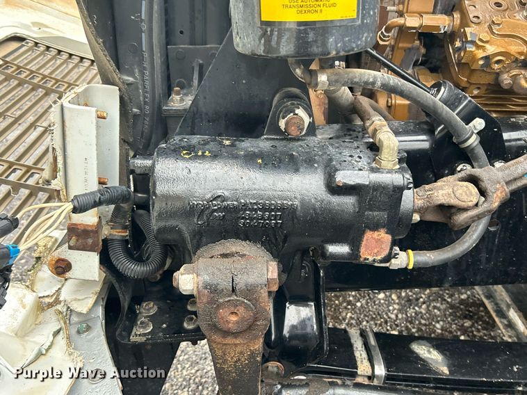 image for item KW9148 1996 Freightliner FL80  semi truck