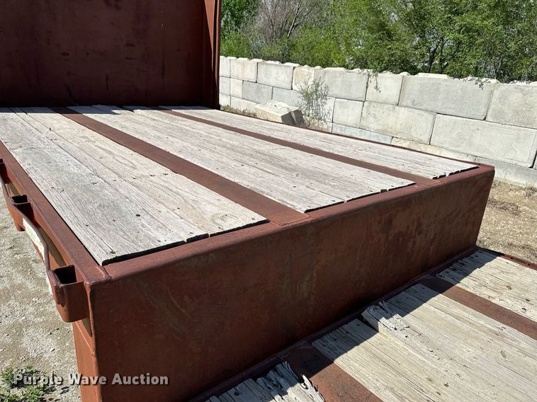 image for item KX9004 1980  drop deck trailer