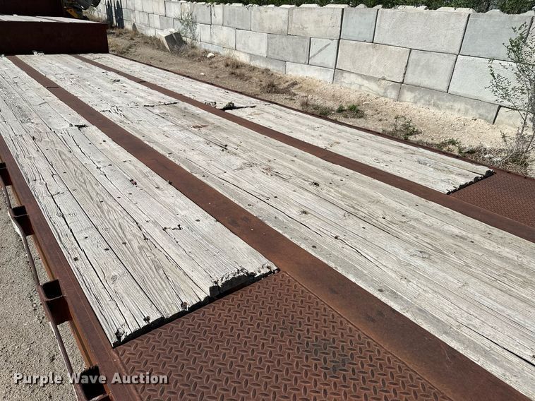 image for item KX9004 1980  drop deck trailer