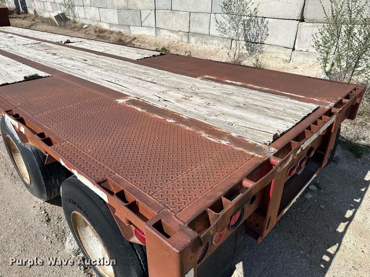 image for item KX9004 1980  drop deck trailer