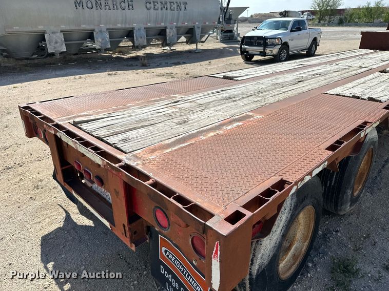 image for item KX9004 1980  drop deck trailer