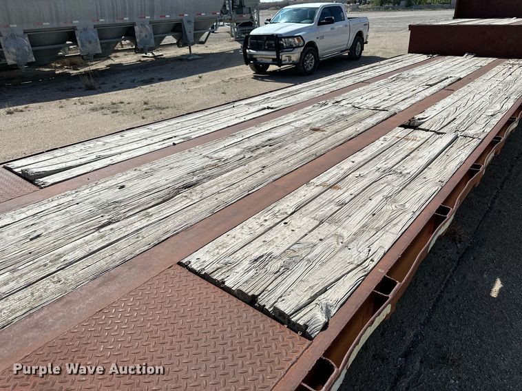 image for item KX9004 1980  drop deck trailer