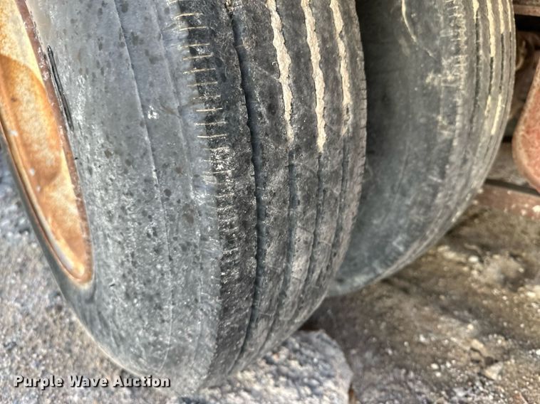 image for item KX9004 1980  drop deck trailer